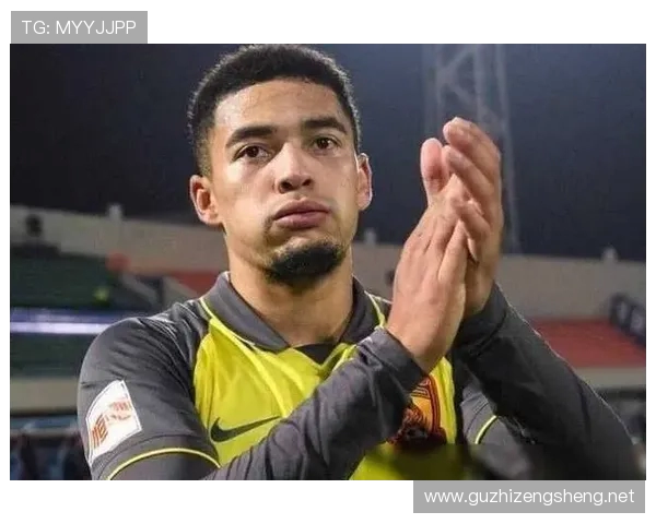 蒋光太与奥斯卡久别重逢分享感人瞬间 见证足球友谊与运动精神